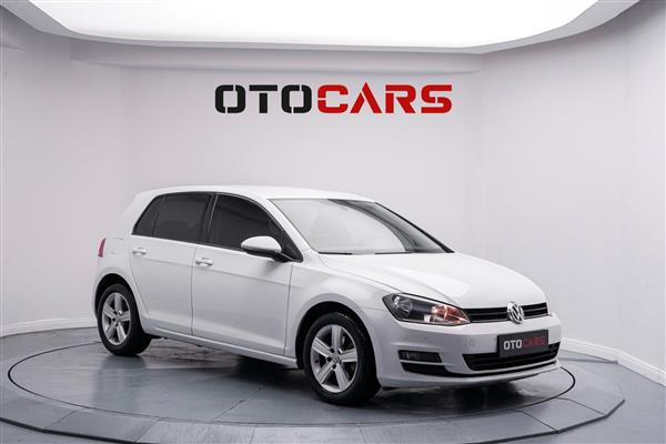VOLKSWAGEN-GOLF-2016