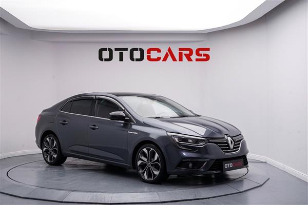 RENAULT-MEGANE-2019
