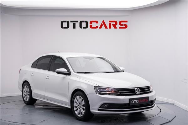 VOLKSWAGEN-JETTA-2015