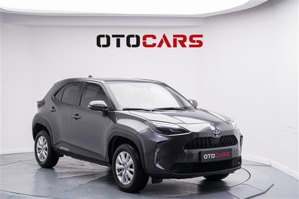 TOYOTA-YARIS CROSS-2023