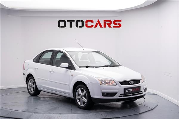 FORD-FOCUS-2008