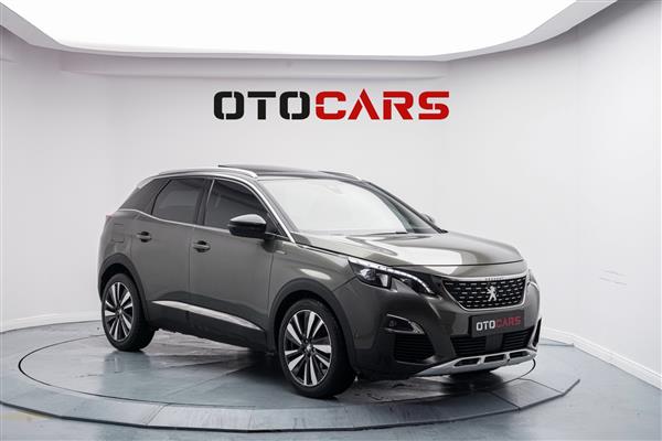 PEUGEOT-3008-2018