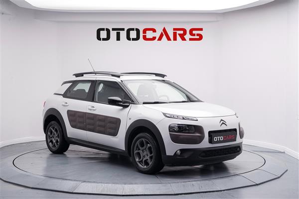 CITROEN-C4 Cactus-2017
