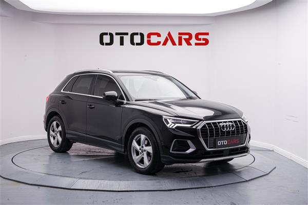AUDI-Q3-2023