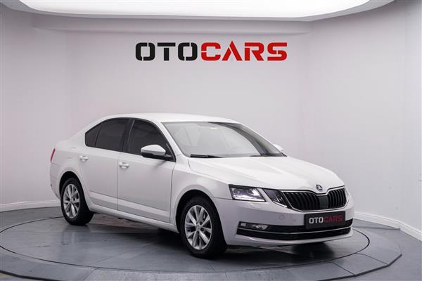 SKODA-OCTAVIA-2017